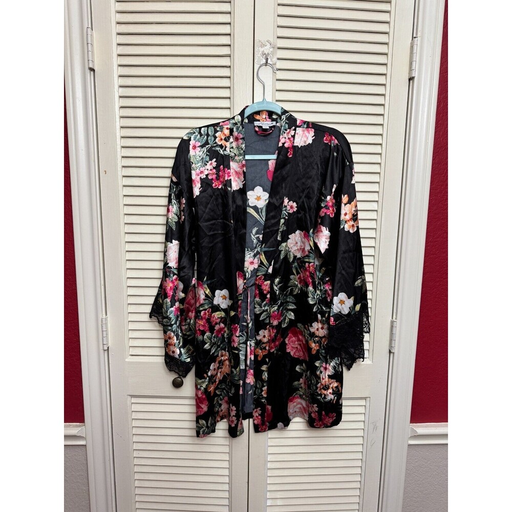 In Bloom Lace Detail Floral Satin Short Set Black/Print SZ XS